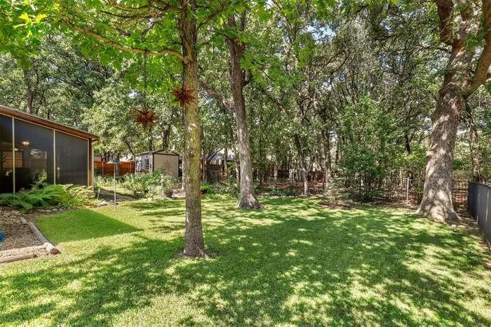 1349 Flying Jib Drive Azle, TX 76020