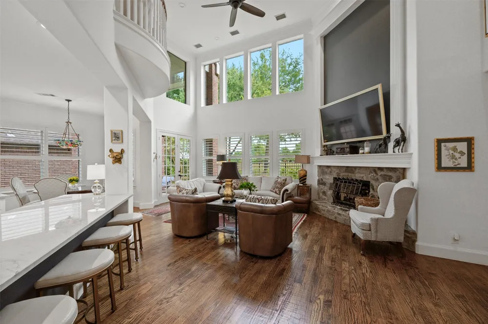 2005 Hillcrest Court McKinney, TX 75072