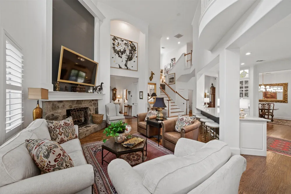 2005 Hillcrest Court McKinney, TX 75072