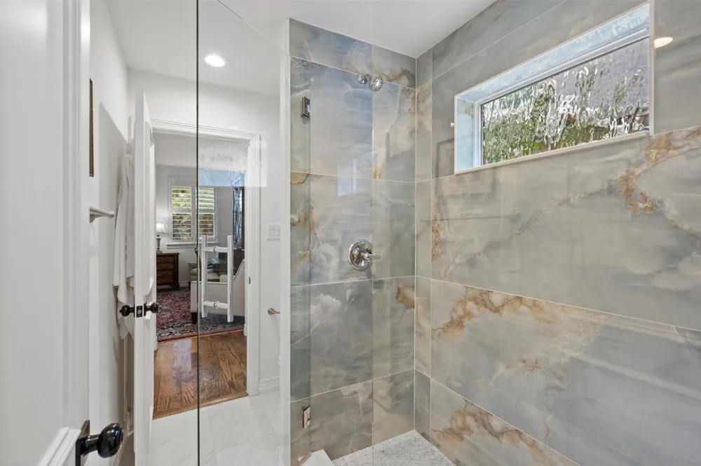 2005 Hillcrest Court McKinney, TX 75072