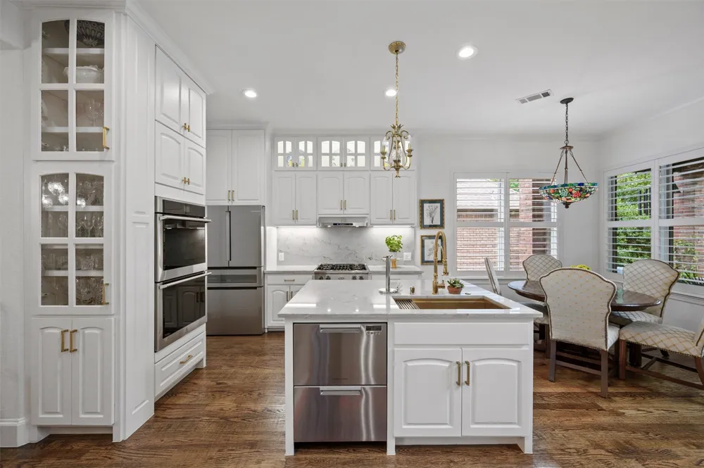 2005 Hillcrest Court McKinney, TX 75072