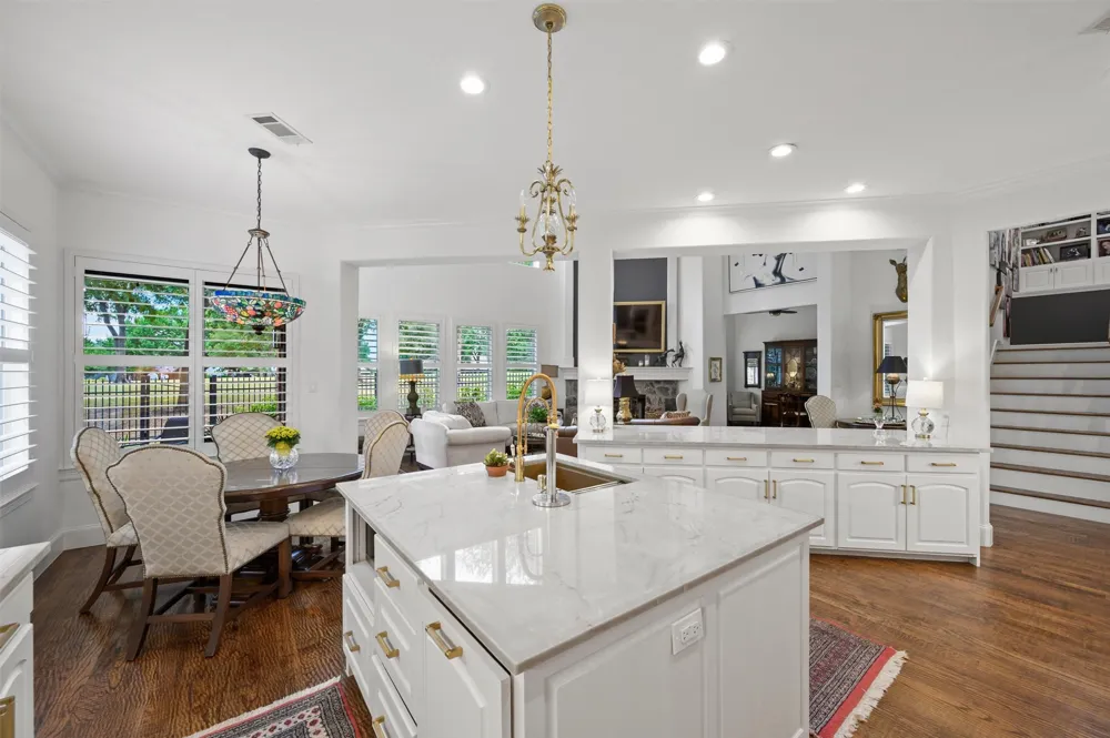2005 Hillcrest Court McKinney, TX 75072