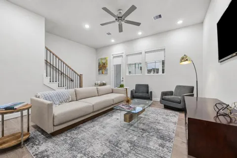 6342 Paddington Bend Drive