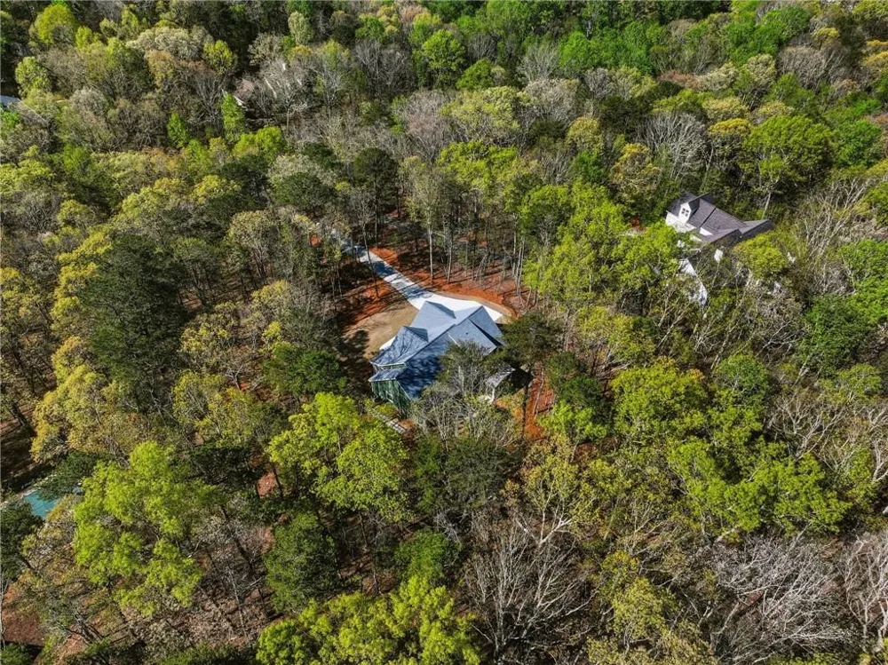 320 Fern Park Drive Dawsonville, GA 30534