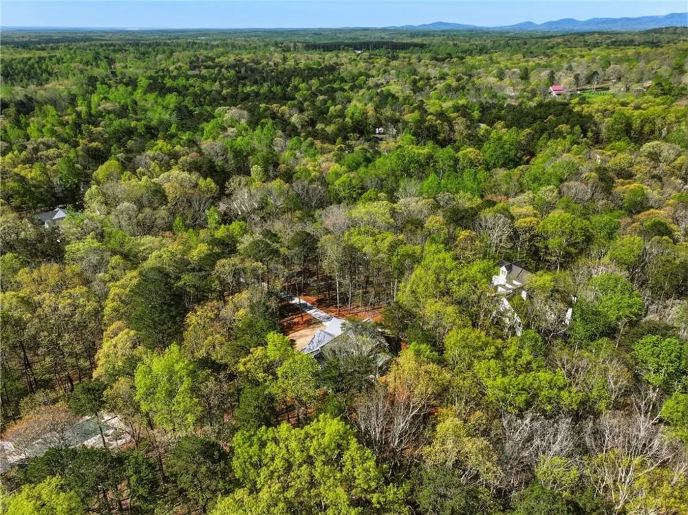 320 Fern Park Drive Dawsonville, GA 30534