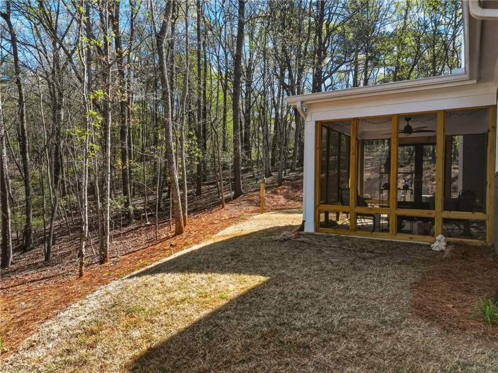 320 Fern Park Drive Dawsonville, GA 30534