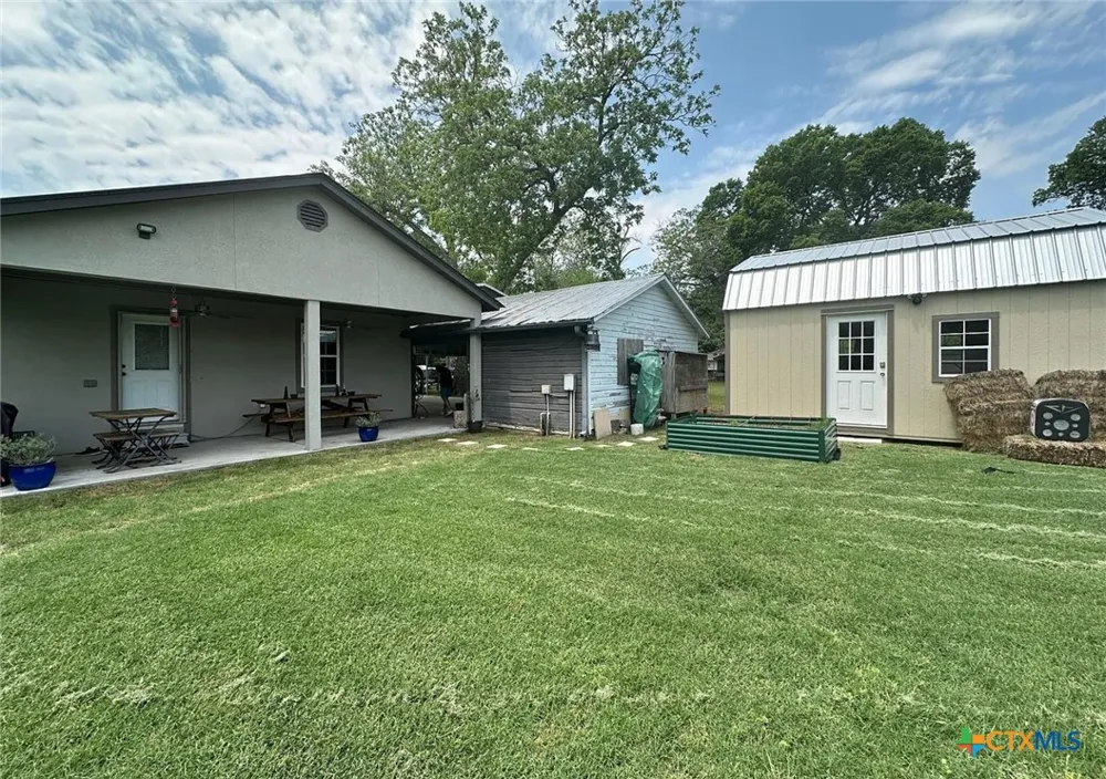 509 Reiley Road Seguin, TX 78155