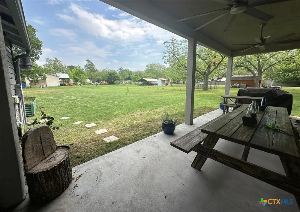 509 Reiley Road Seguin, TX 78155