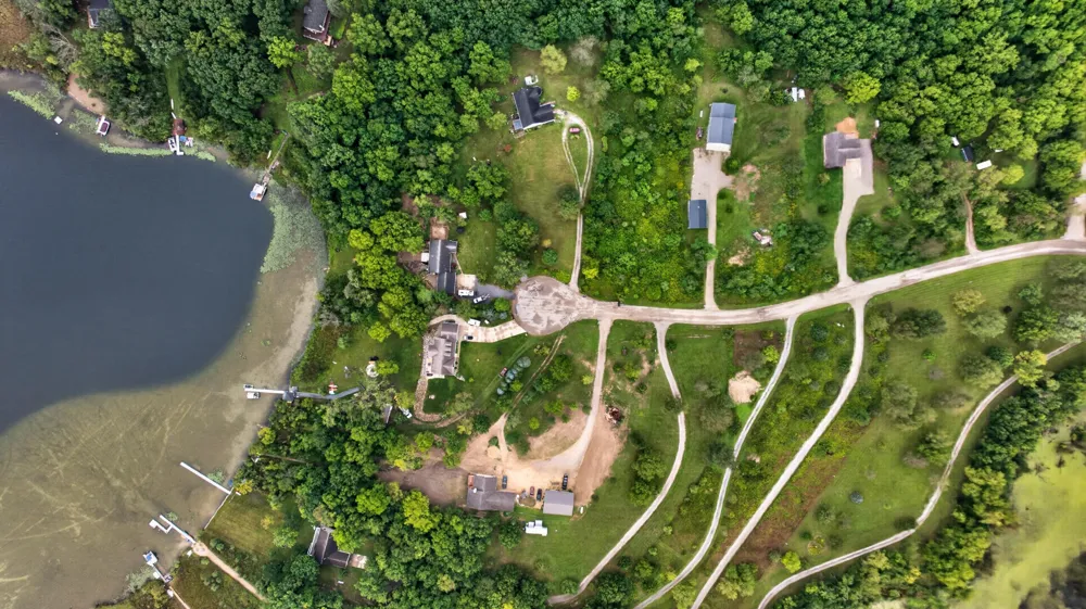 10218 Shady Oak Shores Jerome, MI 49249