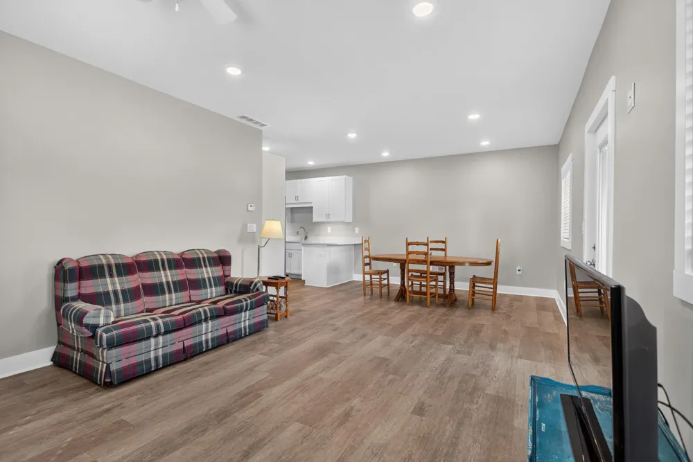 10218 Shady Oak Shores Jerome, MI 49249
