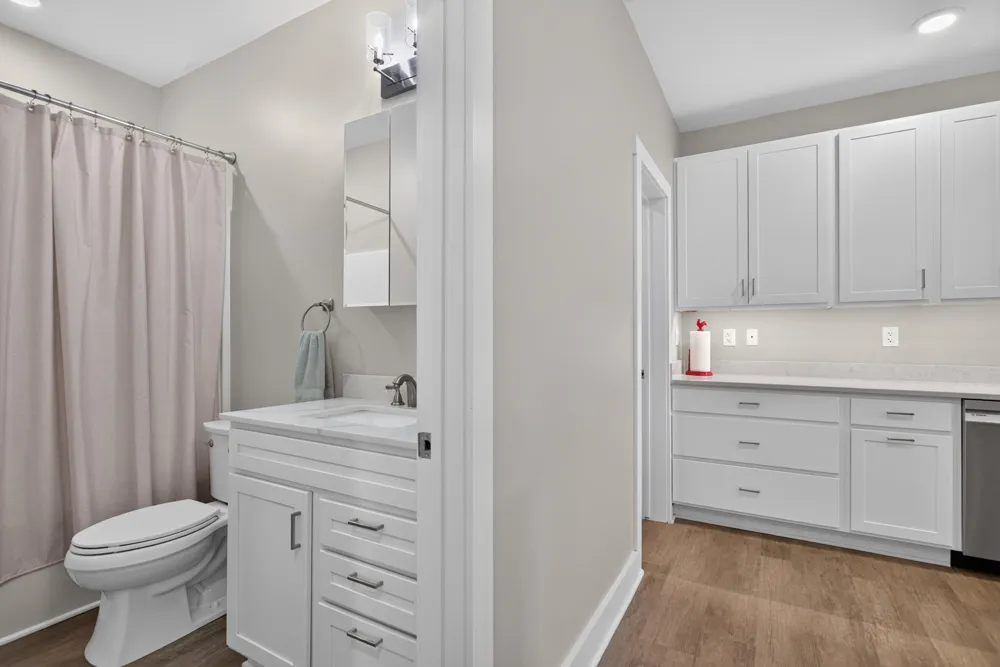 10218 Shady Oak Shores Jerome, MI 49249