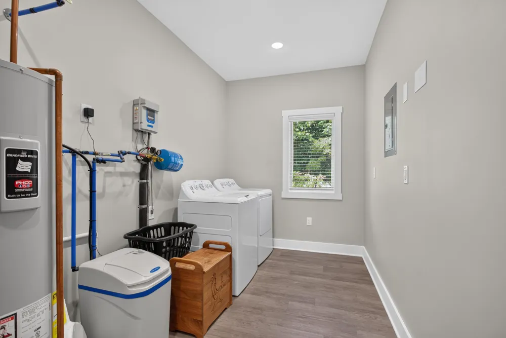 10218 Shady Oak Shores Jerome, MI 49249