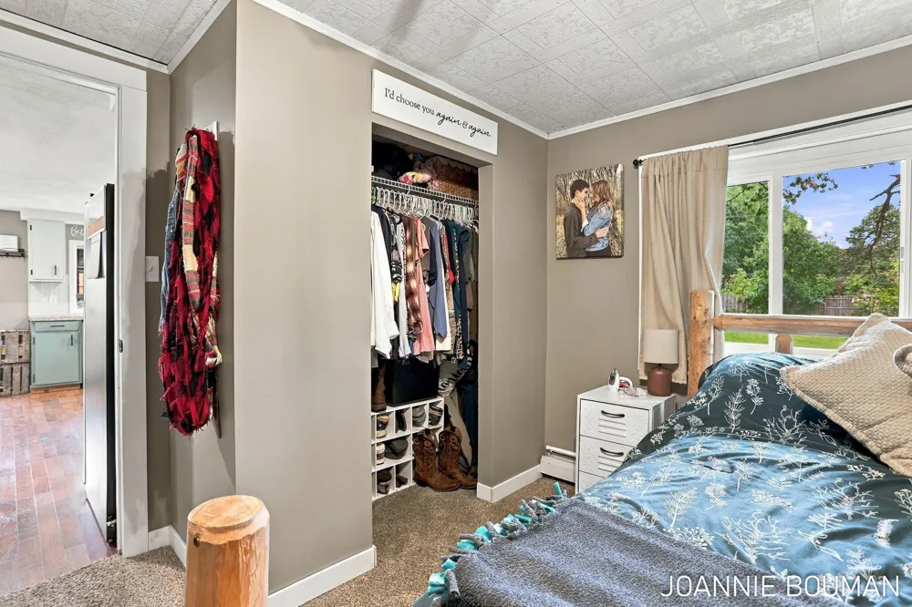 15412 Groesbeck Street Grand Haven, MI 49417
