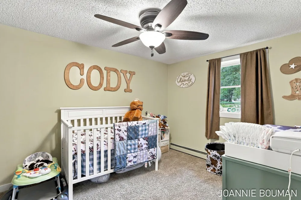 15412 Groesbeck Street Grand Haven, MI 49417