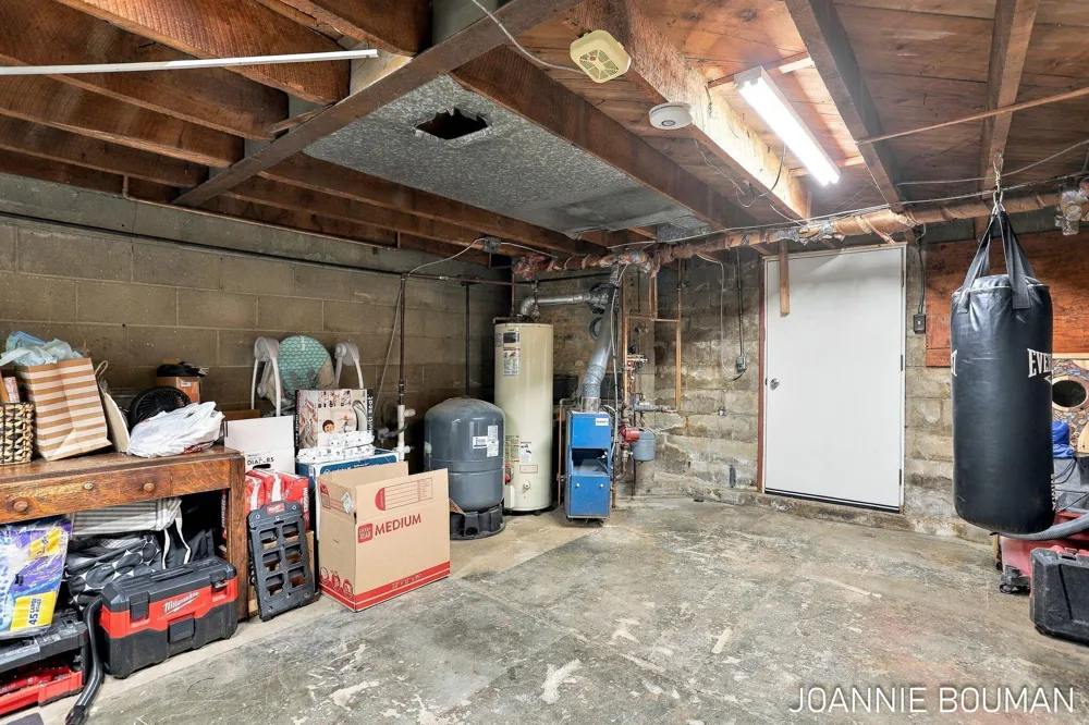15412 Groesbeck Street Grand Haven, MI 49417