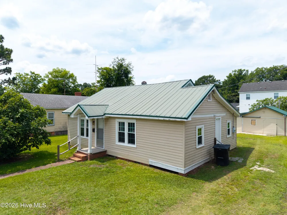 508 Hemlock Street Elizabeth City, NC 27909