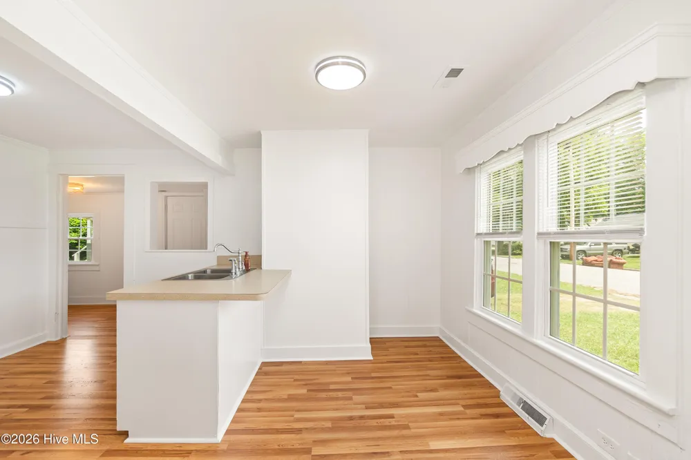 508 Hemlock Street Elizabeth City, NC 27909