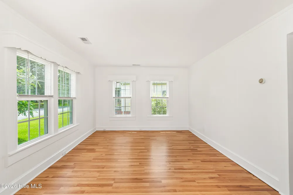 508 Hemlock Street Elizabeth City, NC 27909