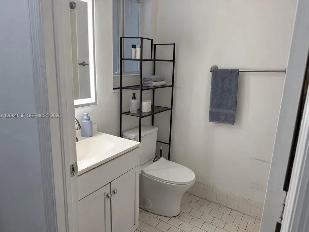 13917 SW 175th Ter Miami, FL 33177