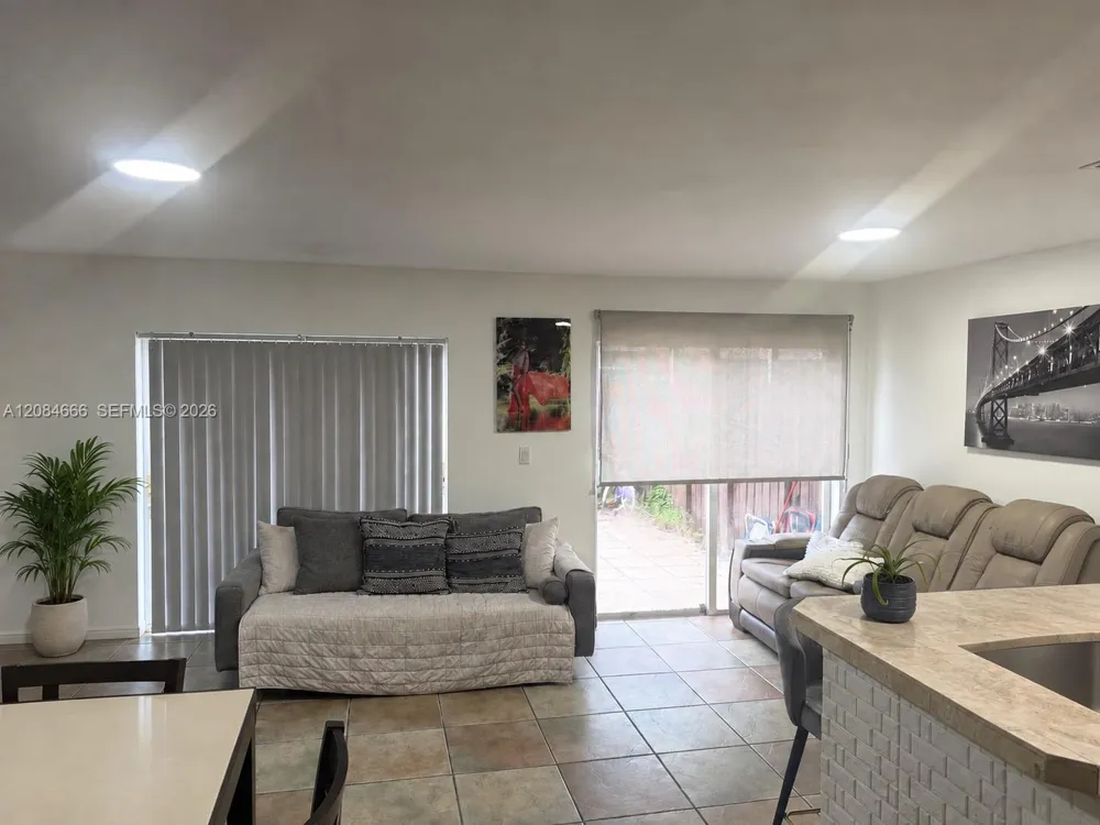 13917 SW 175th Ter Miami, FL 33177