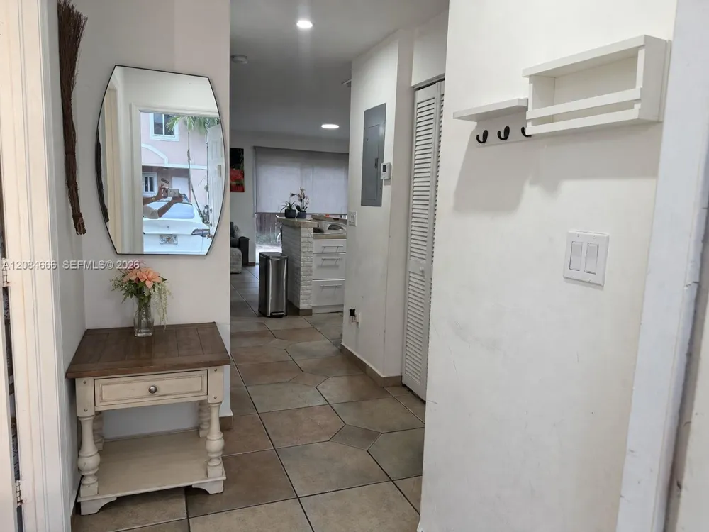 13917 SW 175th Ter Miami, FL 33177