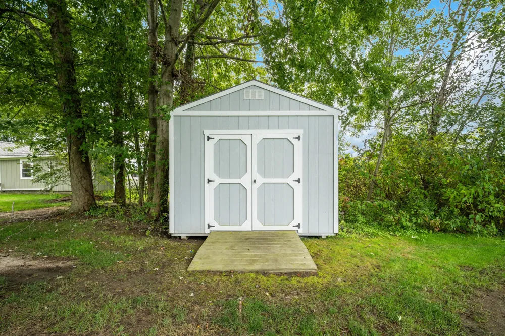 48648 68th Street Hartford Township, MI 49057