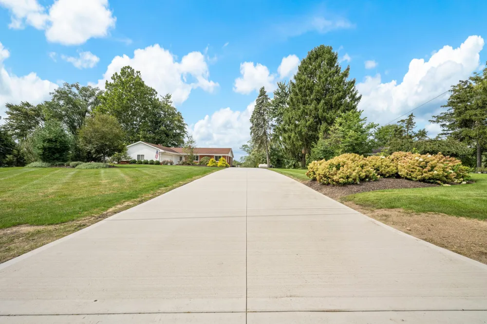 48648 68th Street Hartford Township, MI 49057
