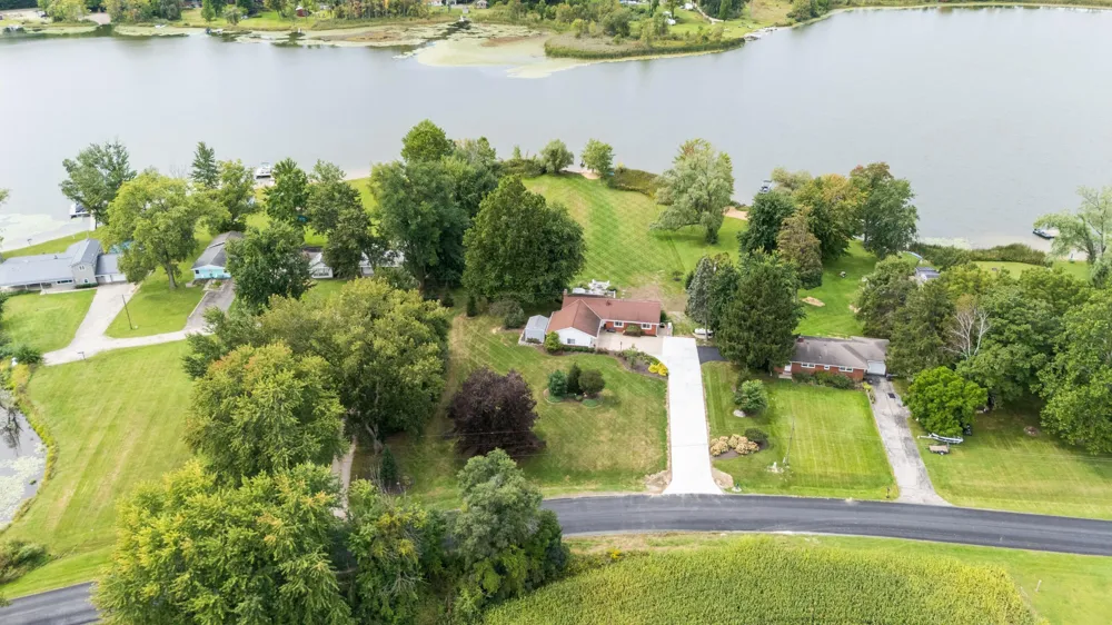 48648 68th Street Hartford Township, MI 49057