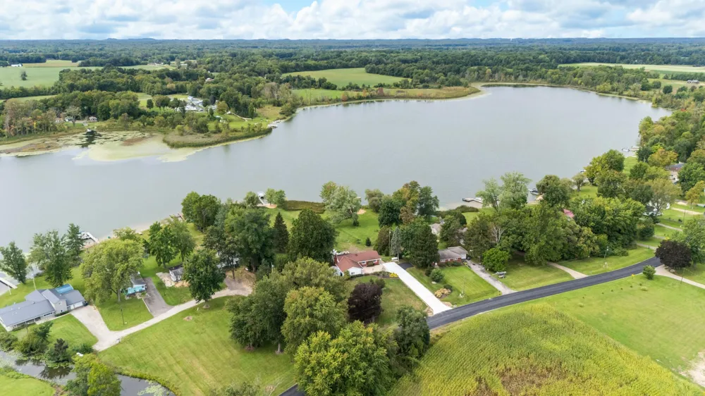 48648 68th Street Hartford Township, MI 49057