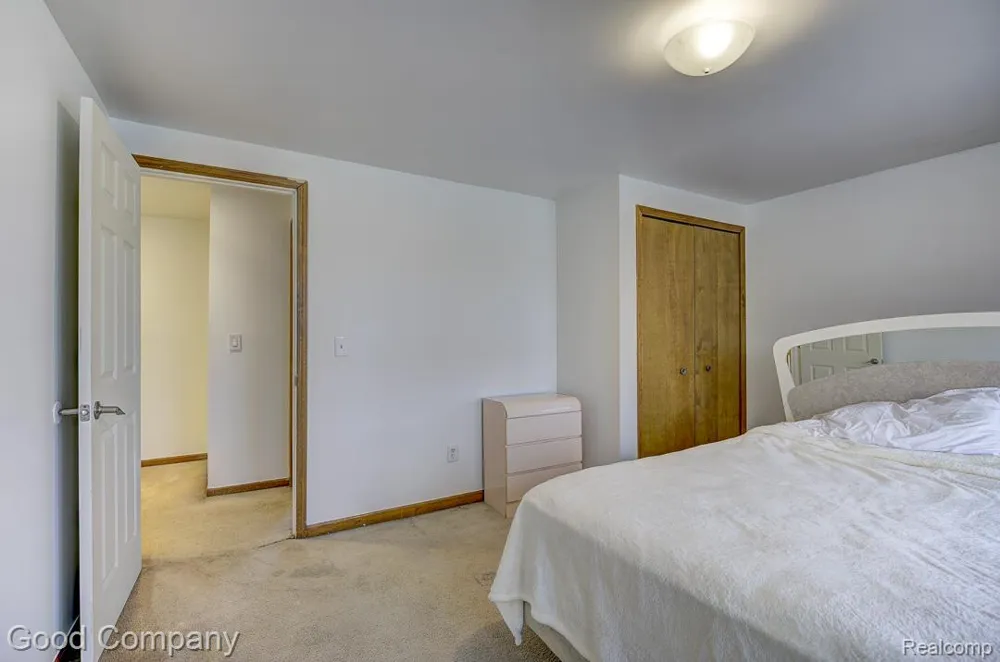 38092 Westchester Road Sterling Heights City, MI 48310