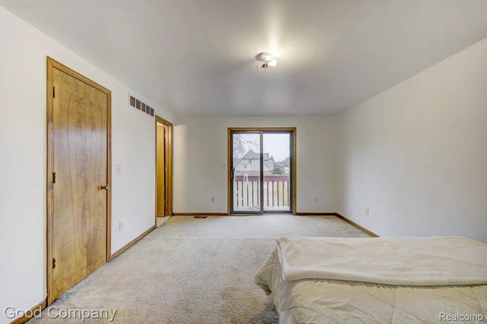 38092 Westchester Road Sterling Heights City, MI 48310