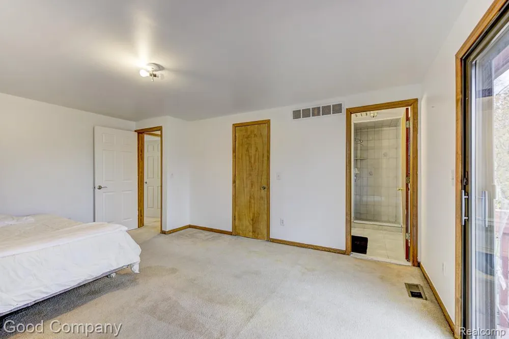 38092 Westchester Road Sterling Heights City, MI 48310