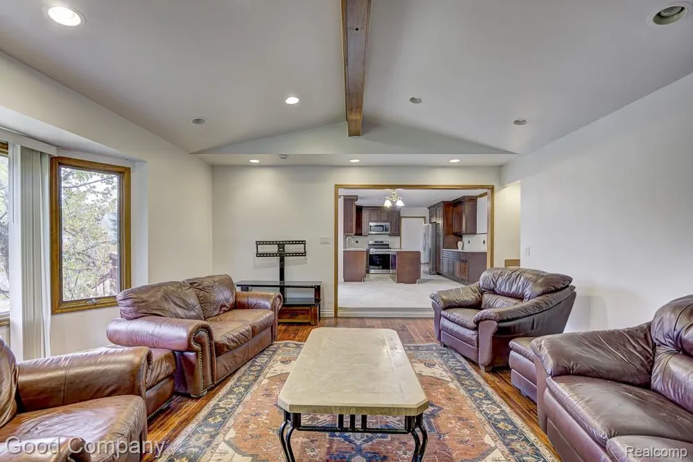 38092 Westchester Road Sterling Heights City, MI 48310