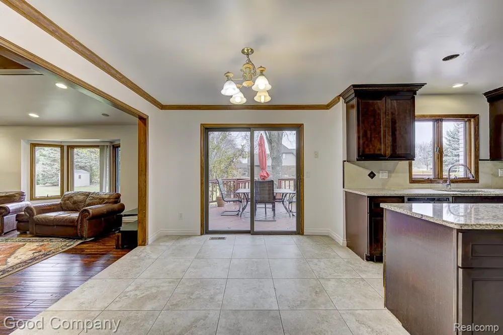 38092 Westchester Road Sterling Heights City, MI 48310