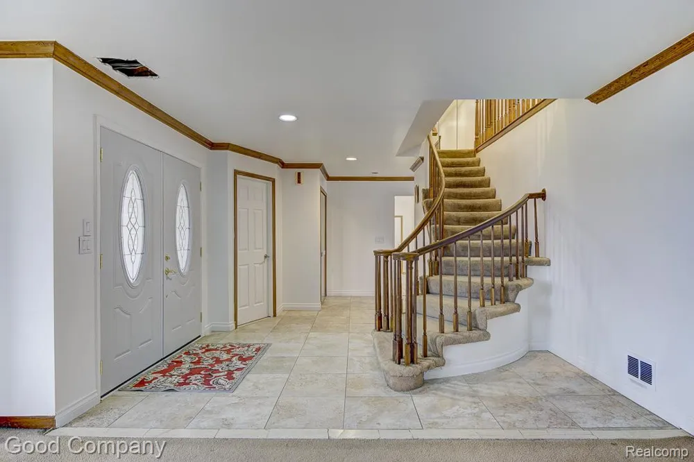 38092 Westchester Road Sterling Heights City, MI 48310