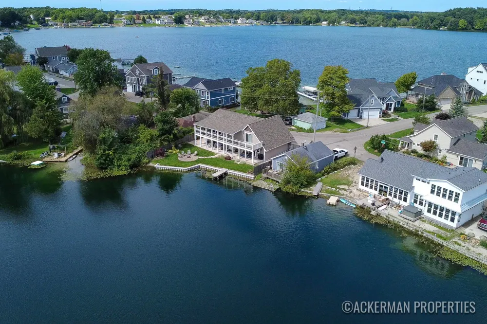 494 S Shore Drive Leighton Township, MI 49316