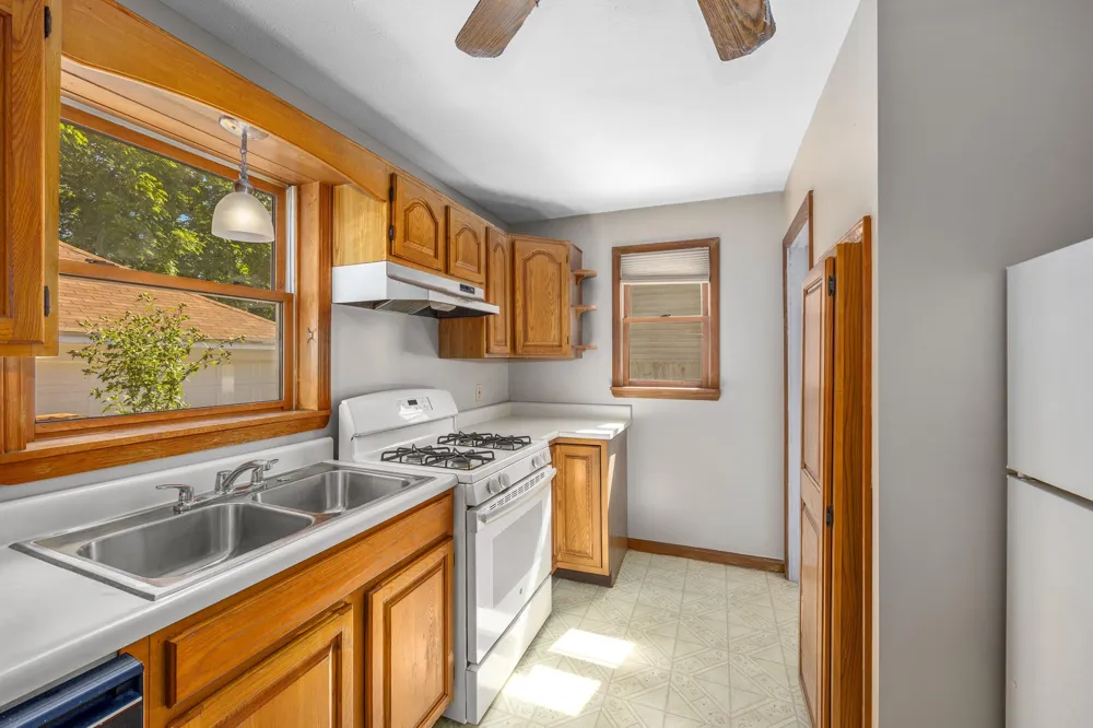 946 Frederick Avenue NW Grand Rapids City, MI 49504