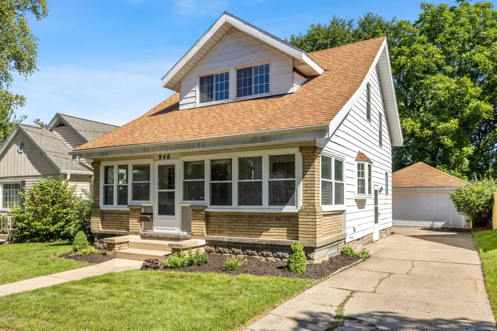 946 Frederick Avenue NW Grand Rapids City, MI 49504