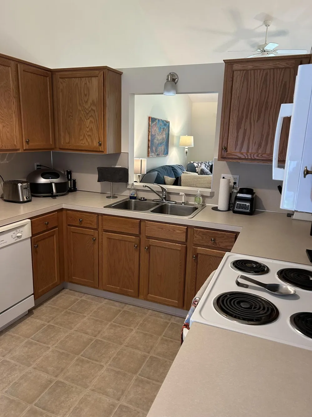 333 Nestlewood Drive Holland Charter Township, MI 49424