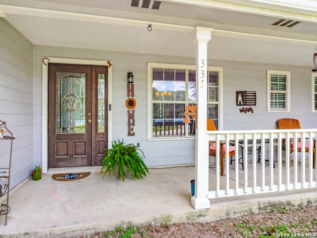 335 SPUR RDG San Antonio, TX 78264