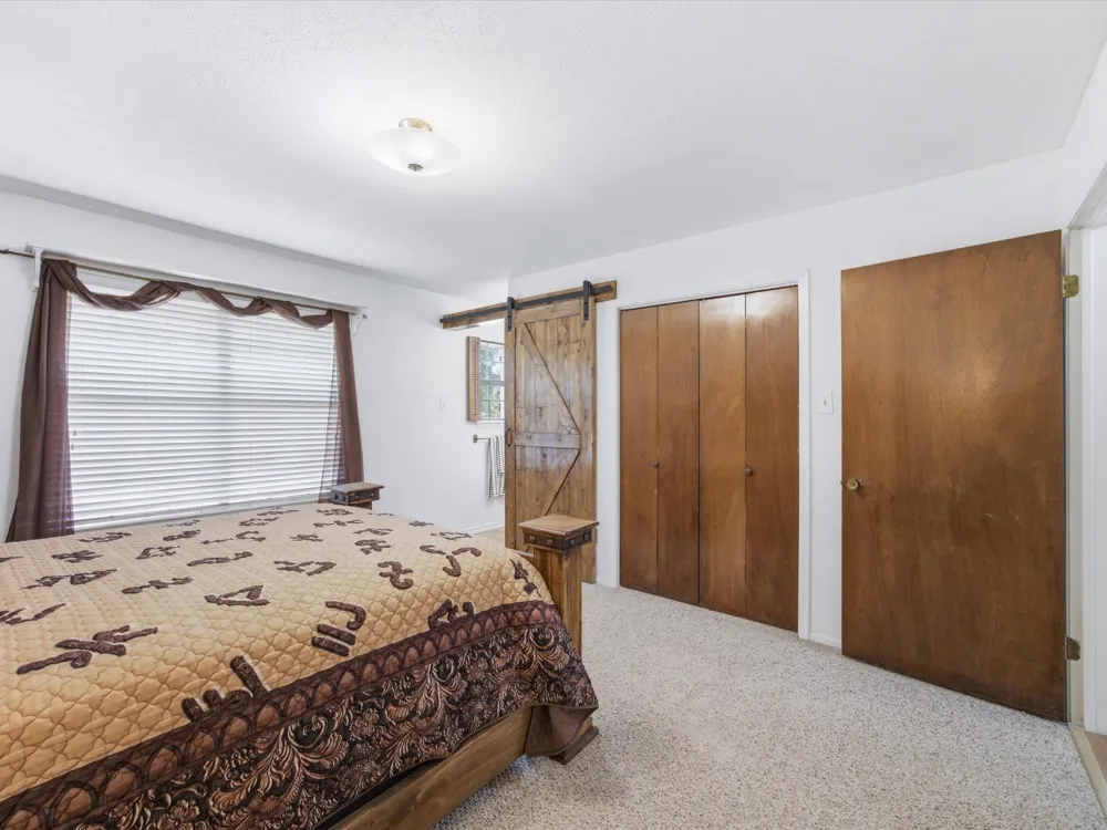 75 Delmore Drive Hillsboro, TX 76645