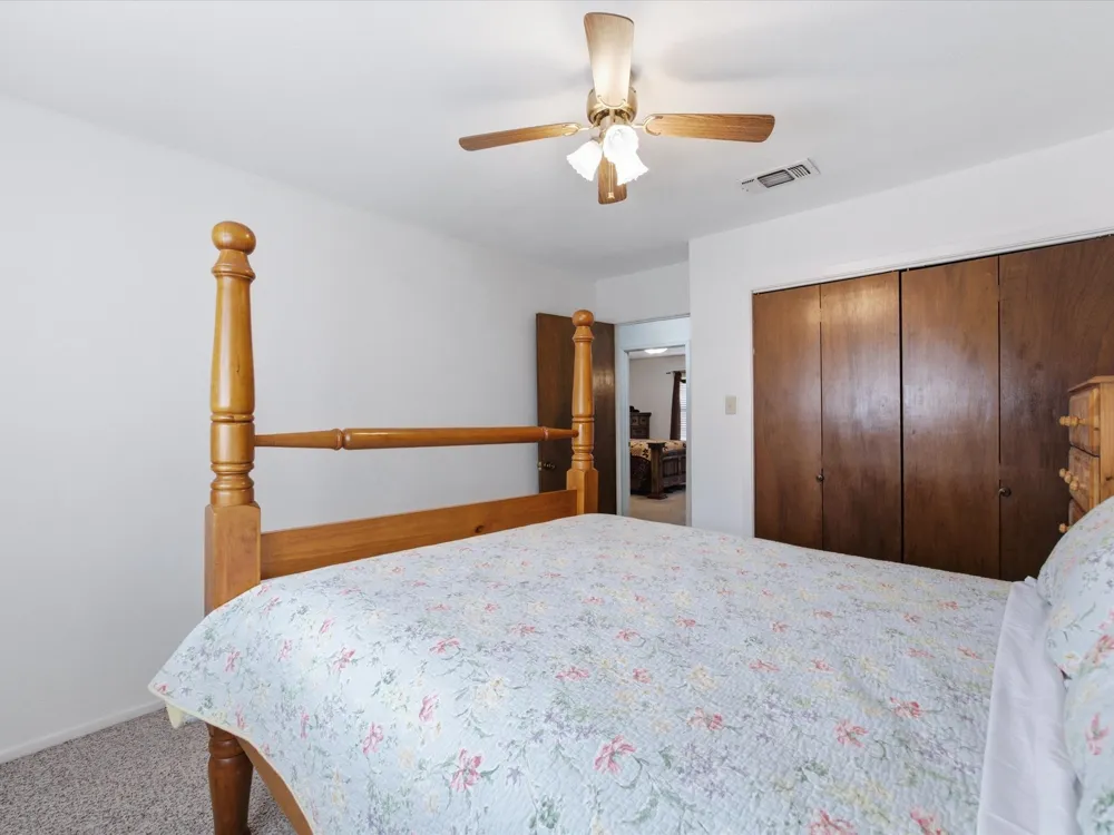 75 Delmore Drive Hillsboro, TX 76645