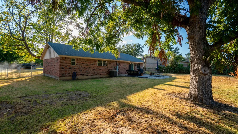 5325 Mission Circle De Cordova, TX 76049