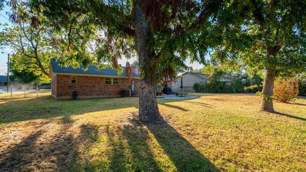 5325 Mission Circle De Cordova, TX 76049