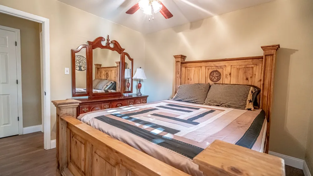 5325 Mission Circle De Cordova, TX 76049