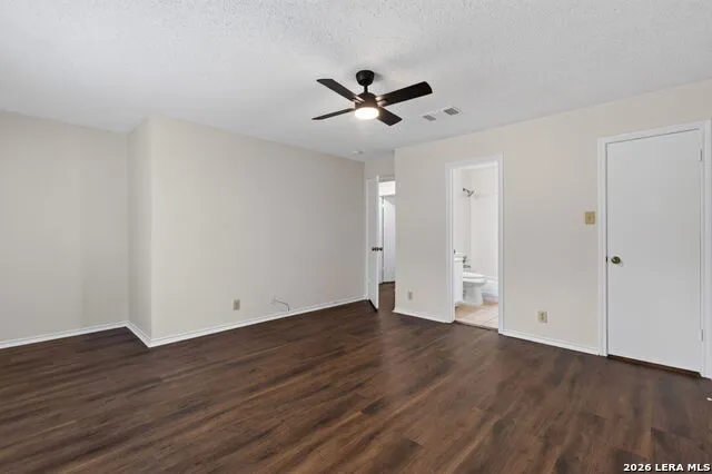 8910 Kenton Mist San Antonio, TX 78240