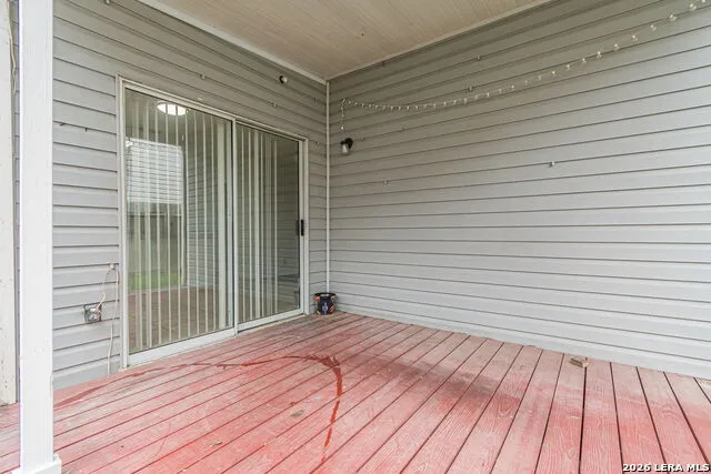 8910 Kenton Mist San Antonio, TX 78240