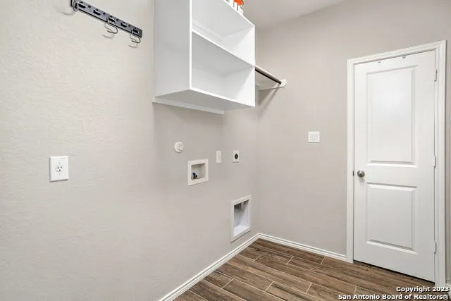 2020 GLEN HOLLOW Seguin, TX 78155