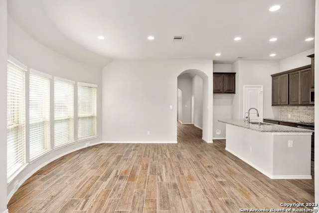 2020 GLEN HOLLOW Seguin, TX 78155