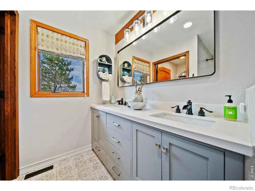 25675 County Road 28 Snyder, CO 80750